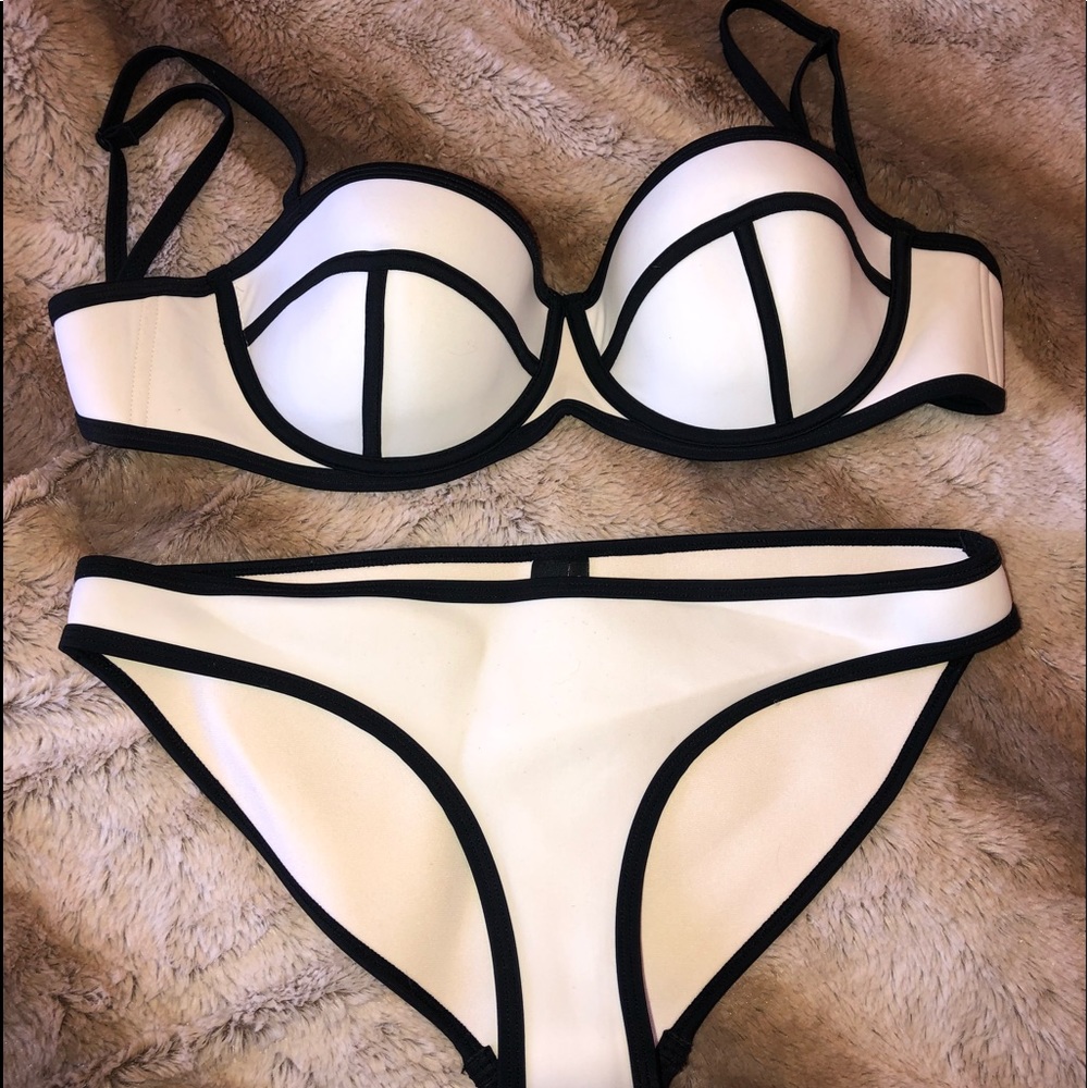 Triangl swim suit